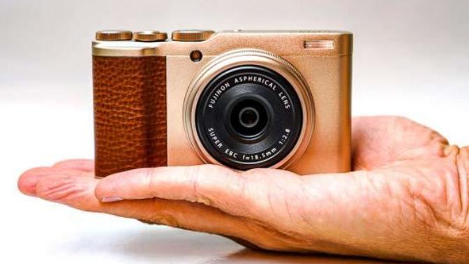 Fujifilm’den Küçük Ama Etkili Fotoğraf Makinesi: Fujifilm XF10