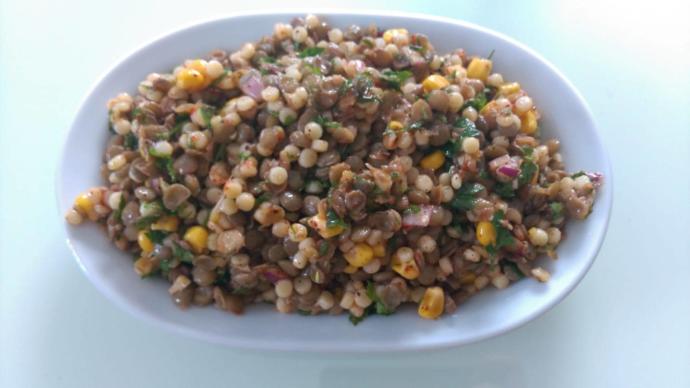 Yeşil Mercimekli Kuskus Salatası