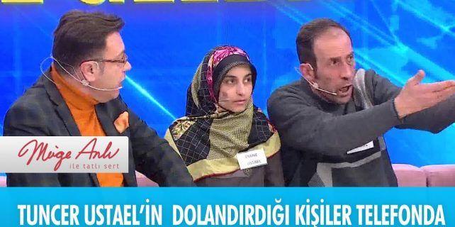 Tuncer Emine'ye hangi kameraya yalan atacağını gösterirken.