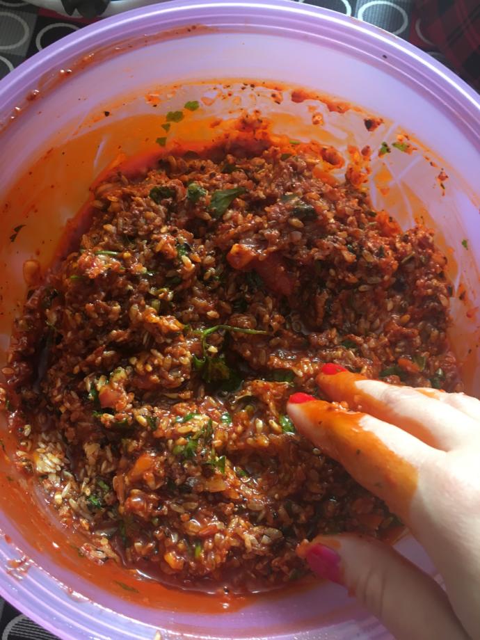 Tadı Damaklarda Kalan Mis gibi “Rengarenk Kuru Dolma” Nasıl Yapılır?