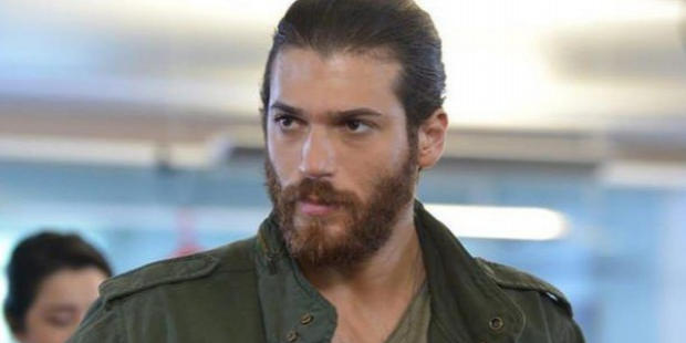 Can Yaman Gözlerinden Operasyon Geçirdi