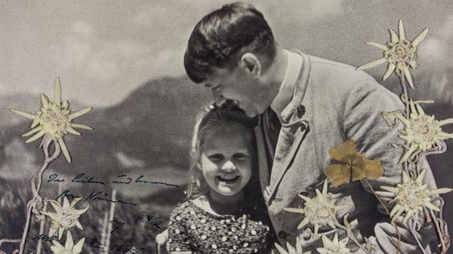 Dünyanın en büyük diktatörü olarak gösterilen Adolf Hitler aslında öldü denilen zamanda ölmemiş olabilir mi?
