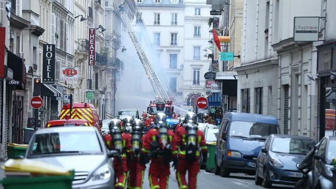 Paris'te Patlama! 4 Kişi Hayatını Kaybetti