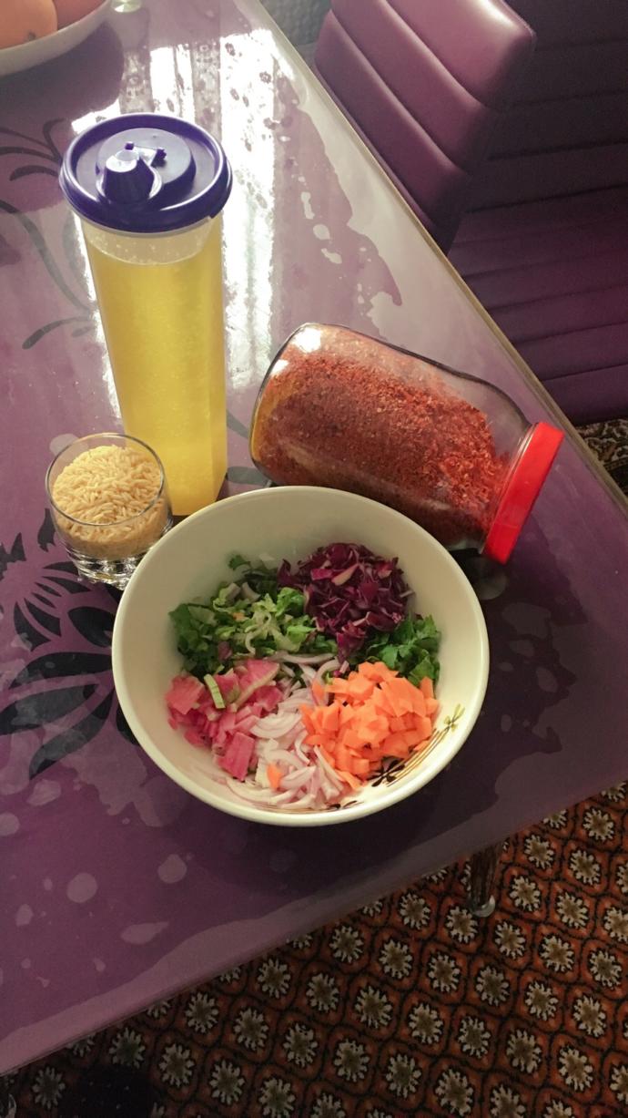 Beğeni Rekoru Kıracak Şehriye Salatası Tarifi