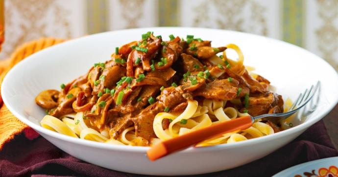 Dünya Mutfağı: Beef Stroganoff Nasıl Yapılır?