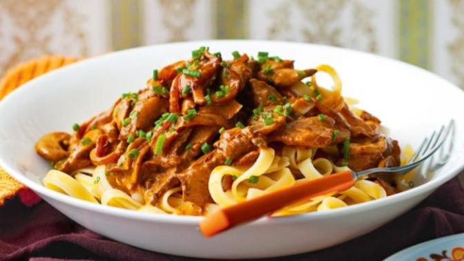 Dünya Mutfağı: Beef Stroganoff Nasıl Yapılır?