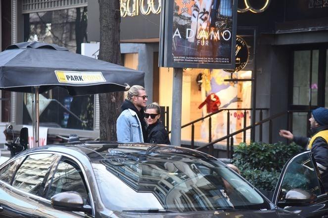 Beşiktaş Kalecisi Karius Sevgilisi Thomalla ile İstanbul'da Görüntülendi