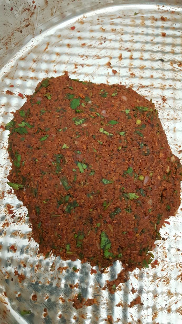 Yumurtalı Çiğ Köfte Tarifi