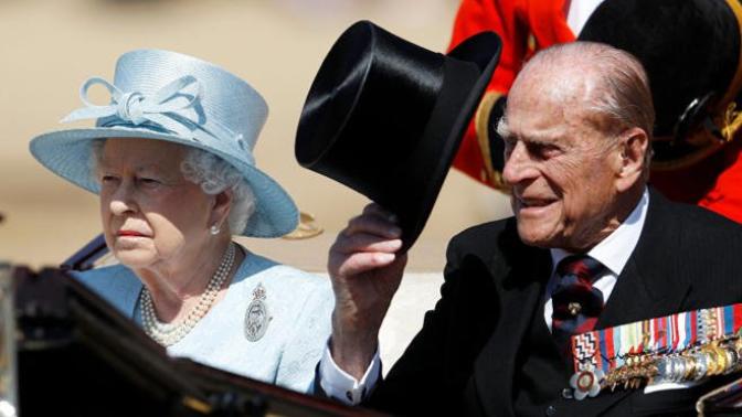 İngiltere Kraliçesi 2. Elizabeth'in Eşi Prens Philip Kural Tanımıyor: Bu Kez Emniyet Kemerini Takmadı