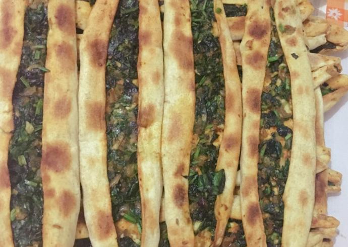 Ispanaklı Peynirli Pide Tarifi