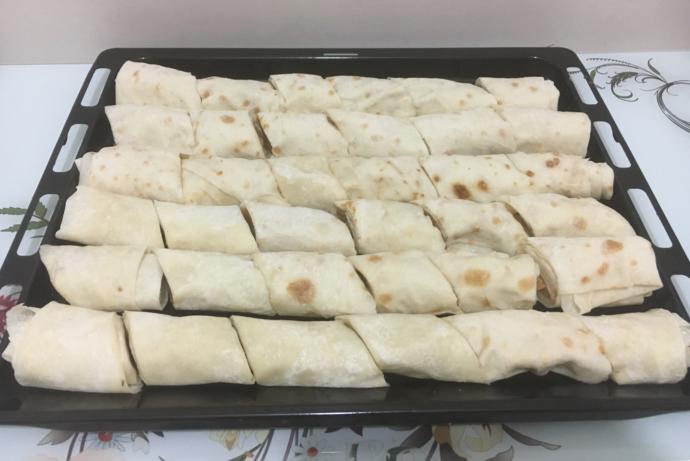 Hazır Yufkayla Harikalar Yaratmak İsteyenler İçin: Patatesli Sodalı Börek