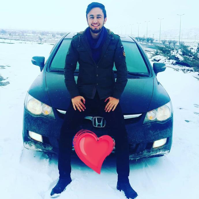 Şık Erkeklerin Mevsim Geçişinde Tercih Etmesi Gereken Kış Kombini!