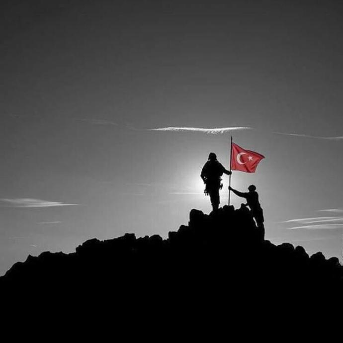 Ne mutlu Türk'üm diyene!