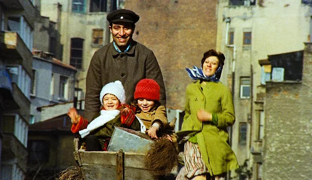 Ayşen Grudanın Anısına: Ayşen Gruda ve Kemal Sunalın Unutulmaz Filmi Çöpçüler Kralına Dair 13 Gerçek ve 13 Unutulmaz Replik