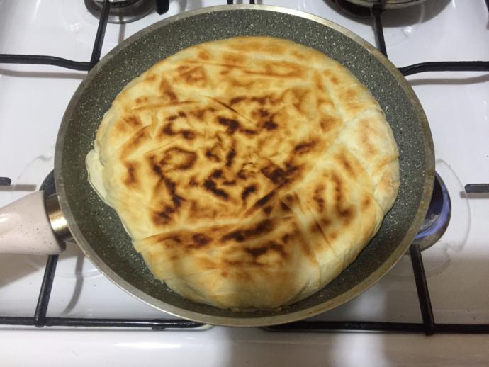 Hazır Yufkadan Çıtır Çıtır ‘’Kıymalı Tava Böreği’’ Tarifi!