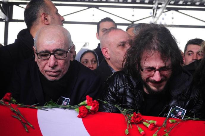 Ayşen Gruda Toprağa Verildi