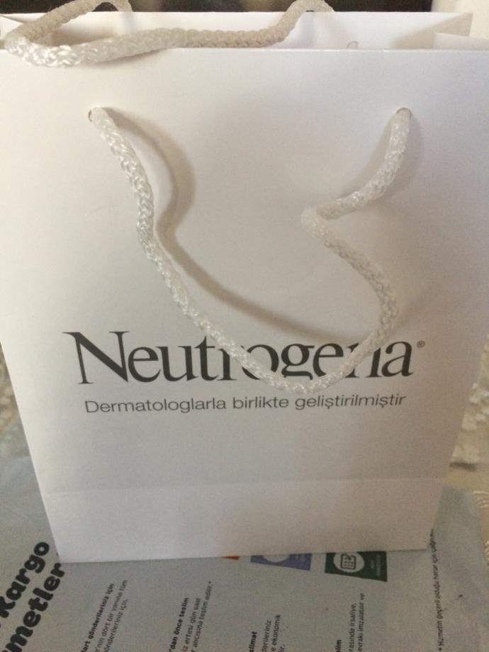 Neutrogena Çekilişinden Kazandığım Maskeler!