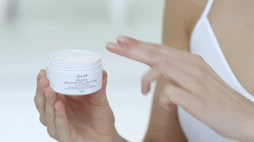 Aknelerinizden Jojoba Yağının Mucizevi Etkisi Sayesinde Kurtulun!