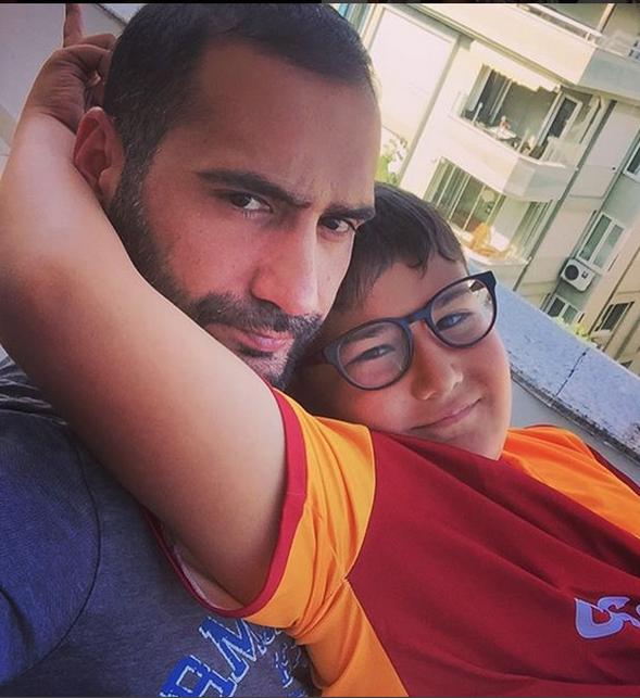 O Doğuştan Kaptan: Milli Takım ve Galatasaray'ın Efsane Futbolcusu, Aynı Zamanda Kaptanı Ümit Karan KizlarSoruyor'da