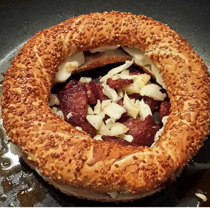 Pazar Kahvaltısına Yakışır Simit Şöleni Tarifi
