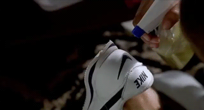 Nike Cortez spor ayakkabıların klasiklerindendir.