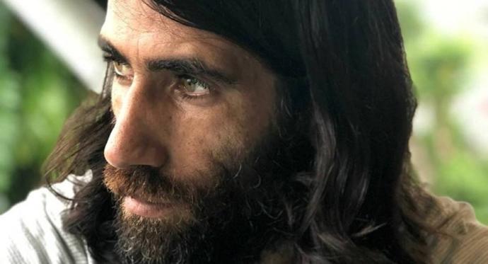 Cep Telefonuyla Kitap Yazan Mülteciye Avustralya'nın En Prestijli Edebiyat Ödülü Verildi