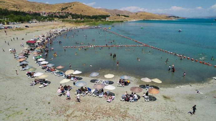 Türkiye'nin Cenneti Andıran, Doğa Harikası Gölleri