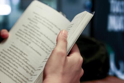 İçimizdekileri Yansıtan Ayna: Kitap
