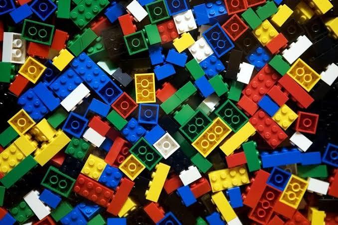 60 Yıldır Değişmeyen Tek Şey: Lego Hakkında Bilgiler!