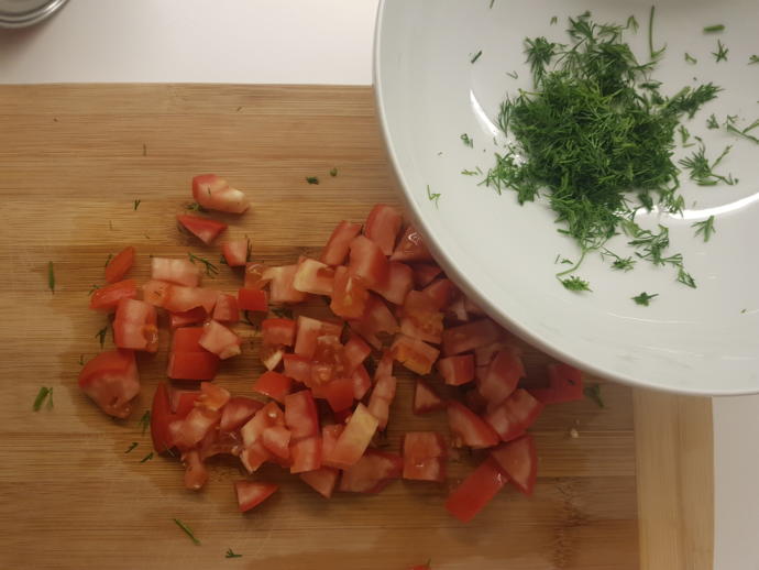 Sağlıklı Beslenmek İsteyenler İçin Ton Balıklı Salata