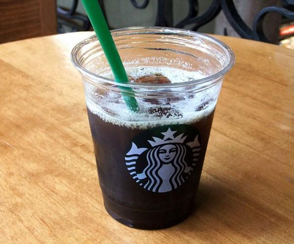 Kasa Önünde Düşünmeye Son: Burcunuza Göre Starbucks'ta İçmeniz Gereken İçecek!