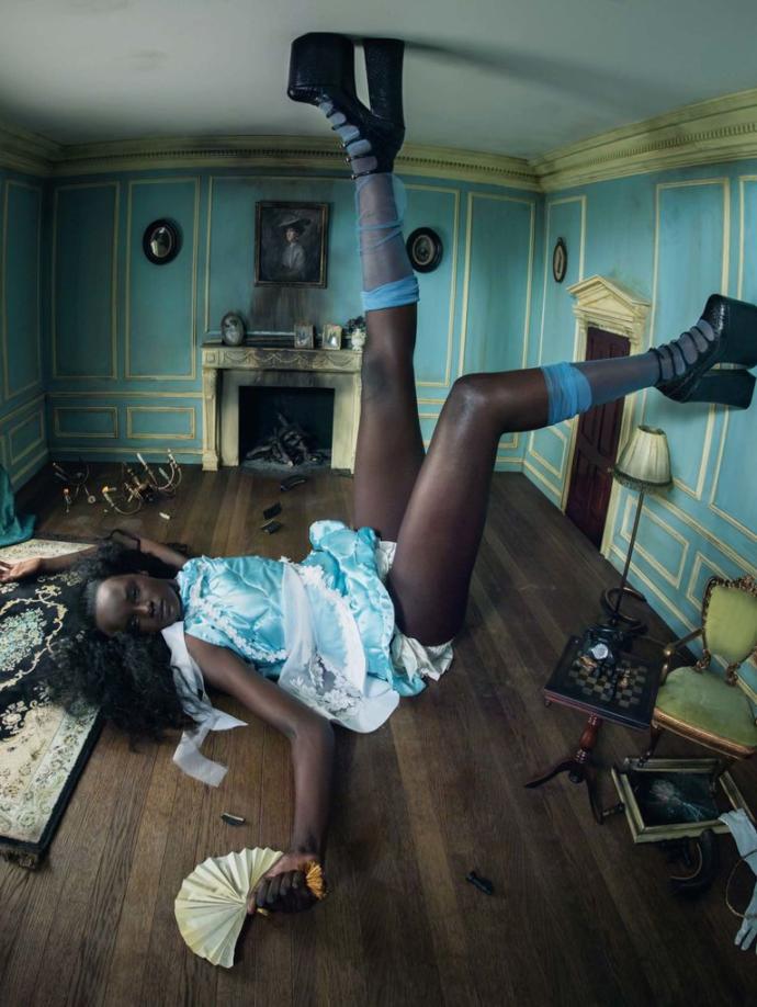 Siyahın En Güzel Hali: Zorbalığa ve Ayrımcılığa Savaş Açan Sudanlı Top Model Göz Kamaştırıyor
