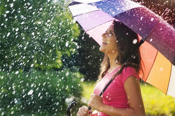 Kadınları Mutlu Etmenin En Basit Yolları Nelerdir?