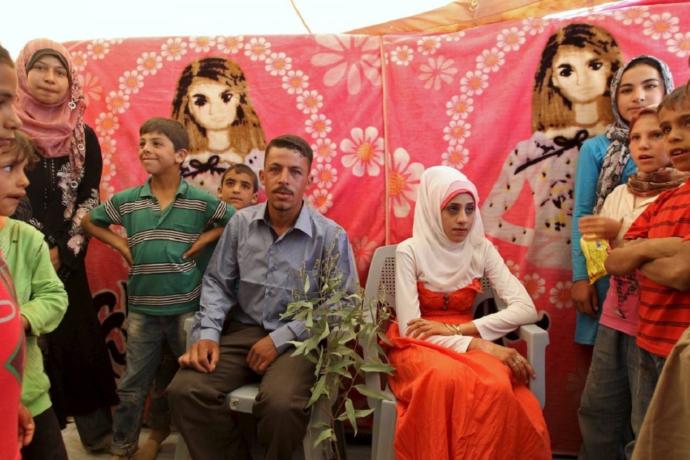 Dünya Genelinde Giyilen Geleneksel Düğün Kıyafetleri