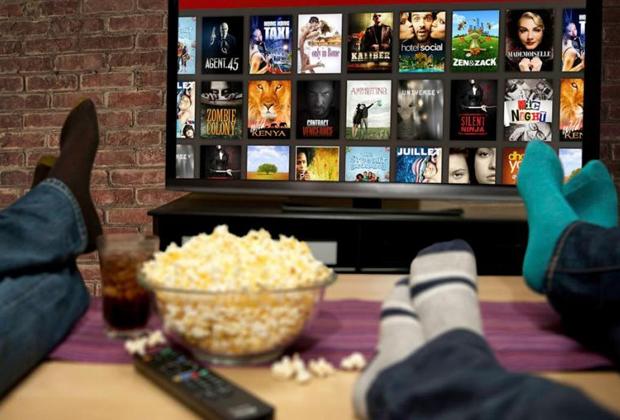 Bu Soğuk Pazar Gününde, İzlerken Keyifli Vakit Geçireceğiniz, Eğlenceli 5 Film Önerisi