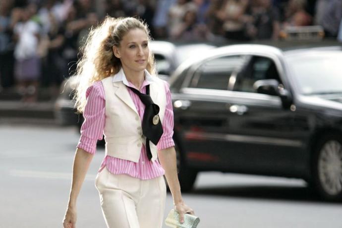 Gelmiş Geçmiş En Stil Sahibi Dizi Karakteri Olan Carrie Bradshaw'ın Stilini İnceliyoruz!