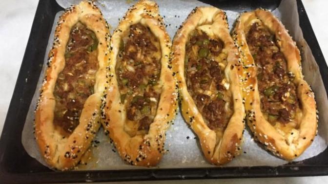 Pratik ve Kolay “Kıymalı Pide” Tarifi!