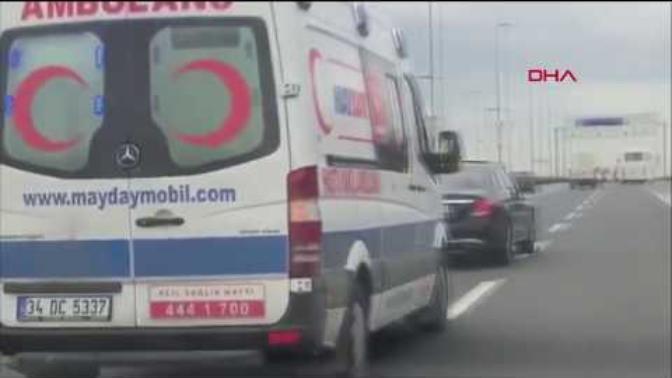 Ambulansa Yol Vermemek İçin Yapmadığı Kalmadı!