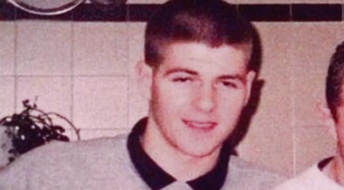 8 Numarayı Ölümsüzleştiren Adam: Steven Gerrard ve Sağ Ayağının Hikayesi!