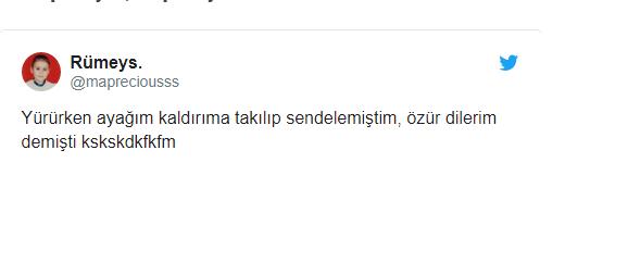 ''İlk Buluşmada Yaşayıp Unutamadığınız Bir Olay Var mı?'' Etiketi Altında Yüzümüzde Tebessüm Oluşturan Tweetler!