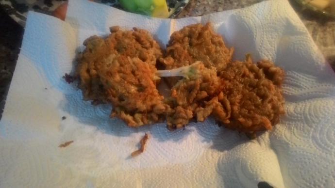 Malzemesine Değil Tadına Aşık Olacağınız Bir Yemek: Sebzeli Kaşarlı Mücver