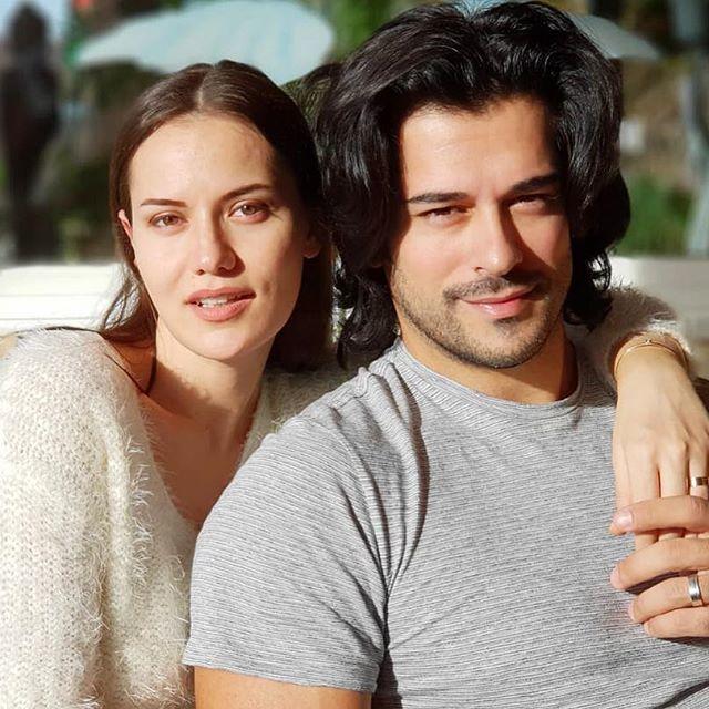 Fahriye Evcen - Burak Özçivit Çiftinin Çocuklarına Verecekleri İsim Belli Oldu (Foto Haber)