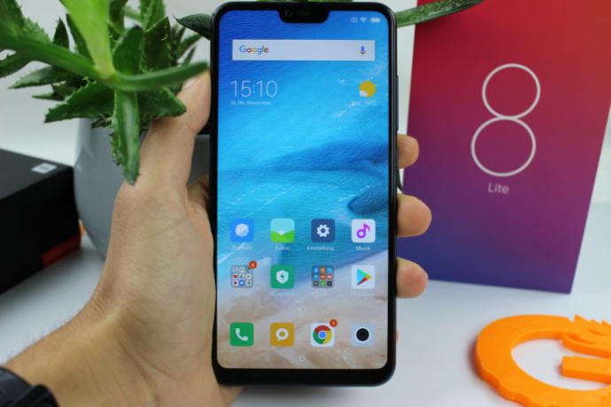 Telefona Farklı Bir Bakış Açısı Getiren Teknoloji: Xiaomi Mi 8 Lite