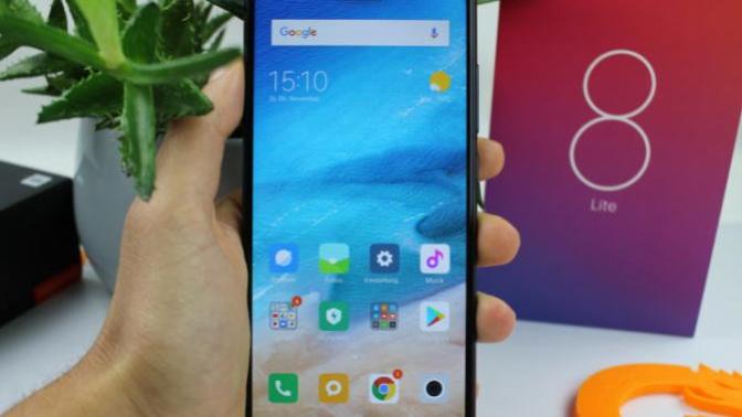 Telefona Farklı Bir Bakış Açısı Getiren Teknoloji: Xiaomi Mi 8 Lite