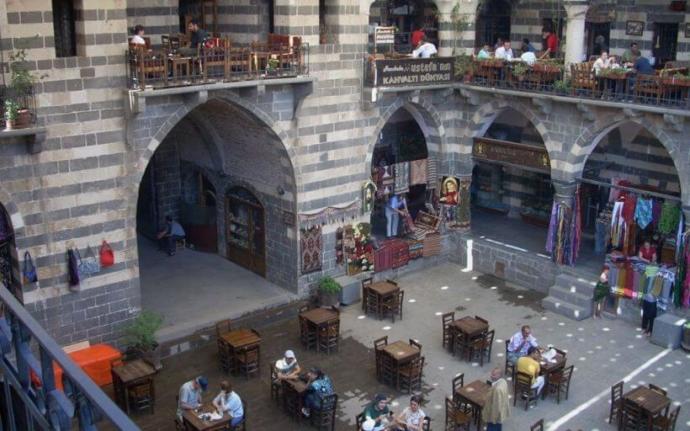 Tarih ve Kültür Şehri Diyarbakır'da Gezmek!