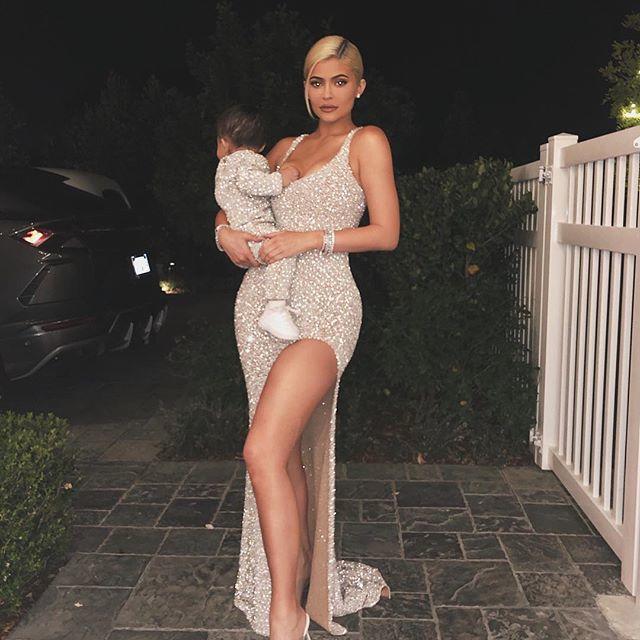 21 Yaşındaki Kylie Jenner