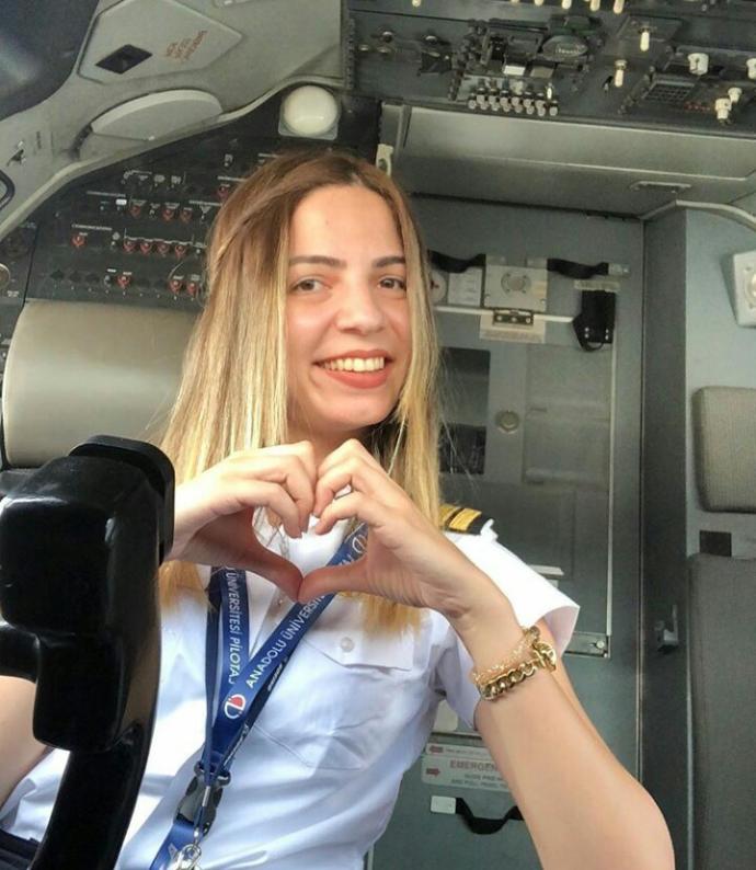 Dünya Kadınla Güzel: KizlarSoruyor'da 8 Mart'a Özel 8 Kadından 8 Özel Mesaj Var