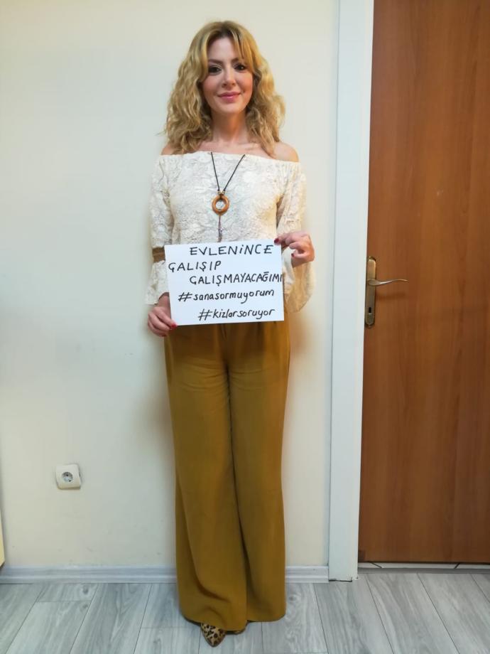 Kadınlar Günü'nde Cinsiyet Eşitsizliğine Dikkat Çeken Ünlüler #SanaSormuyorum Diyor!