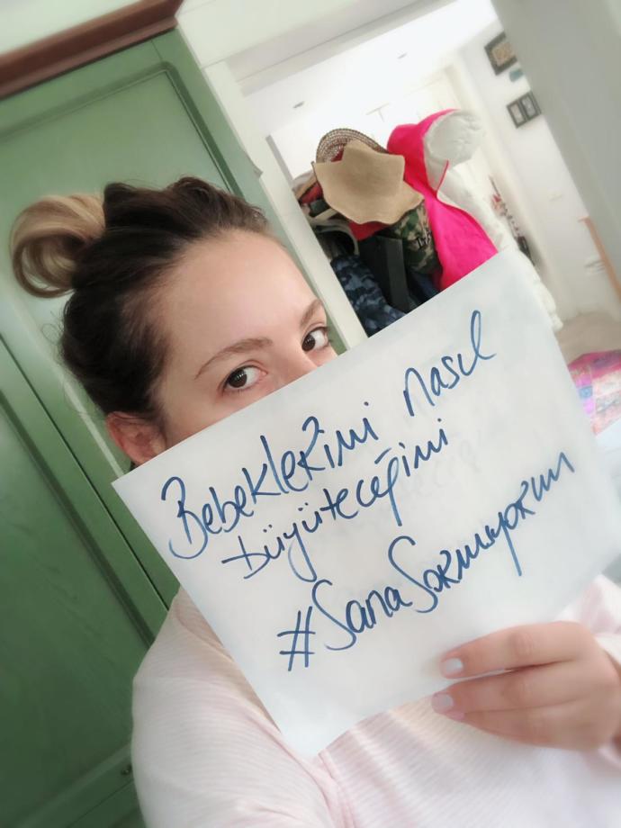 Kadınlar Günü'nde Cinsiyet Eşitsizliğine Dikkat Çeken Ünlüler #SanaSormuyorum Diyor!