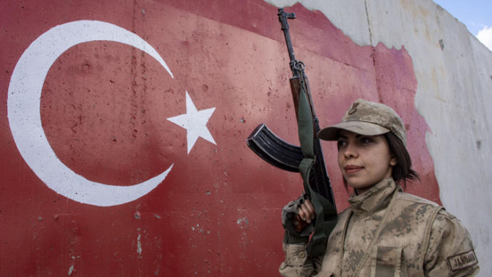 Kadınlarımız Vatan Savunmasında da En Önlerde